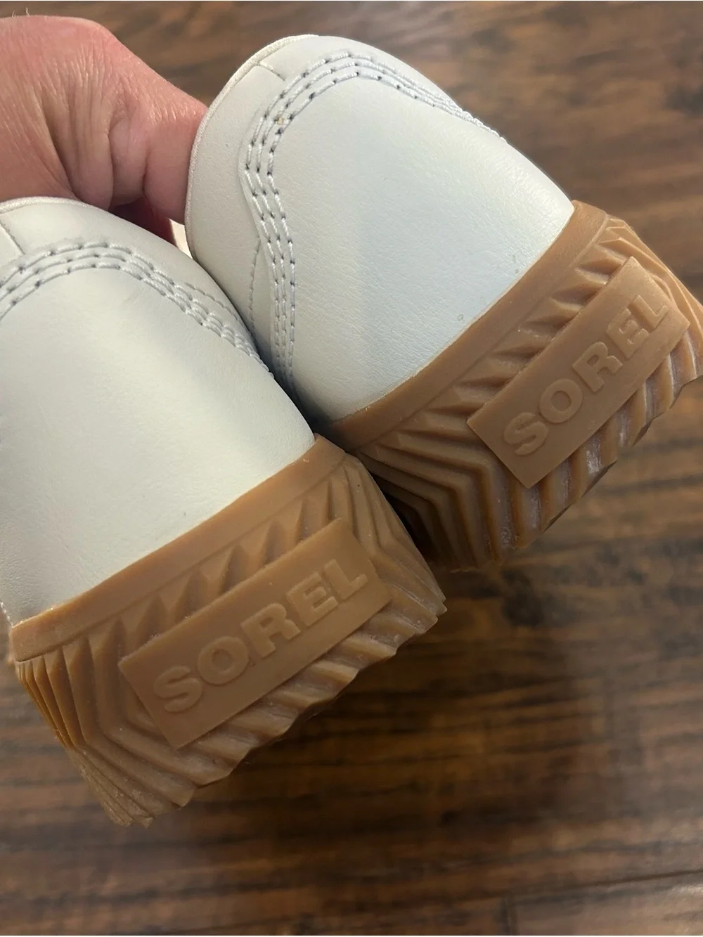 SOREL Women’s ONA Ave Low Sneakers Cream Leather Platform Gum Sole Size 11 - Picture 4 of 16